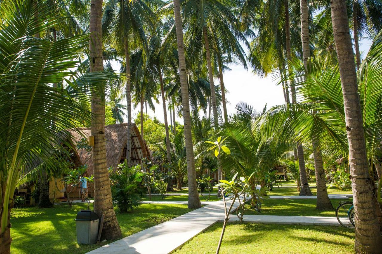 One-Bedroom Bungalow,877792217:JPEG